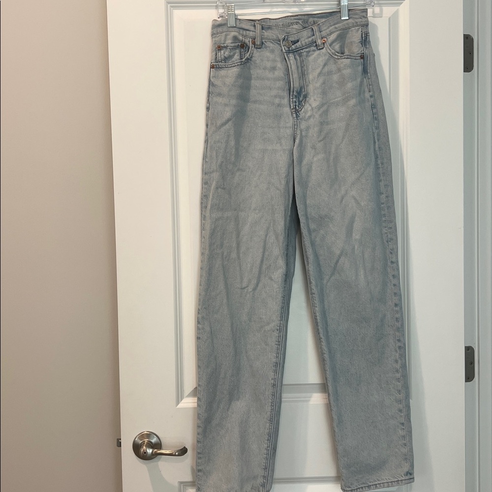 American Eagle Outfitters Light Blue Straight Leg Jeans